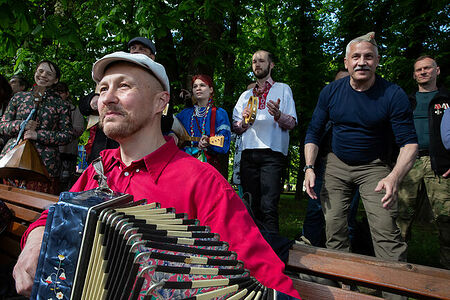 09.05.2023, Москва, Парк Горького, День Победы. Гармонист.