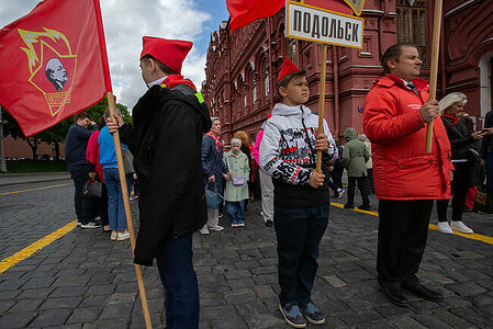 21.05.2023, Москва, Красная Площадь. Торжественный приём в пионеры. Перед началом торжественного шествия на Красную Площадь.