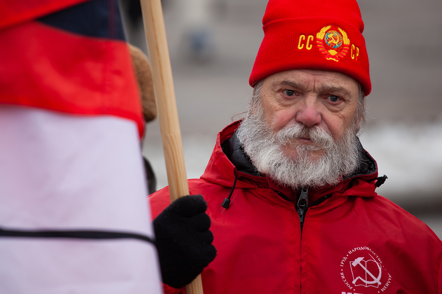 21.01.2023, Москва. Мужчина в шапке с надписью «СССР» на  акции КПРФ по случаю Дня памяти В. И. Ленина.