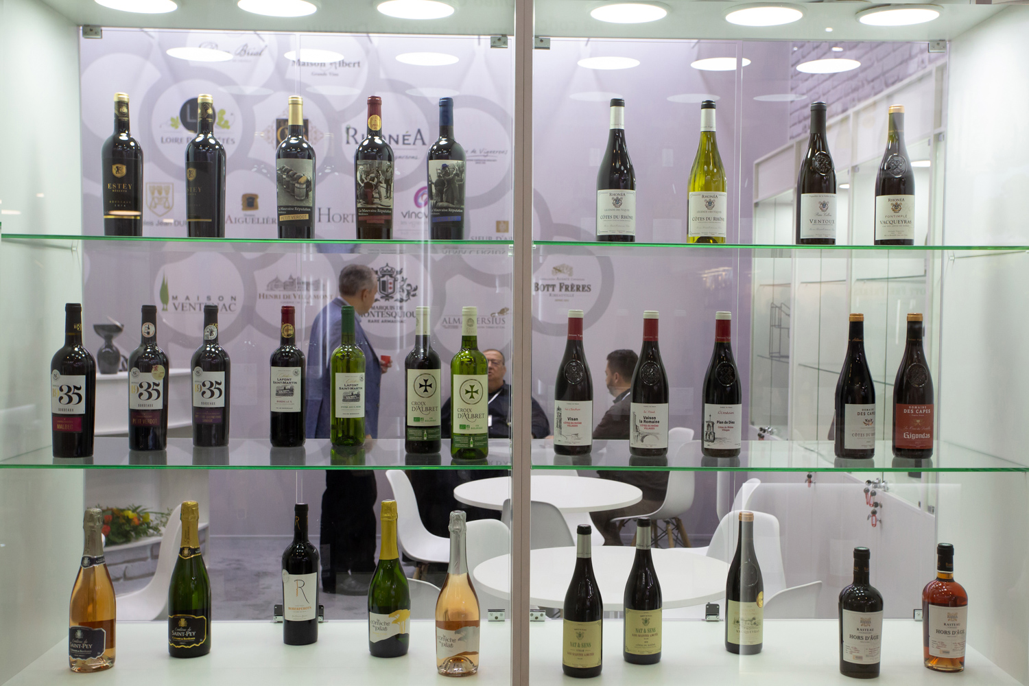 07.02.2023, Москва. Винная экспозиция на выставке «Продэкспо» 2023 в Экспоцентре.